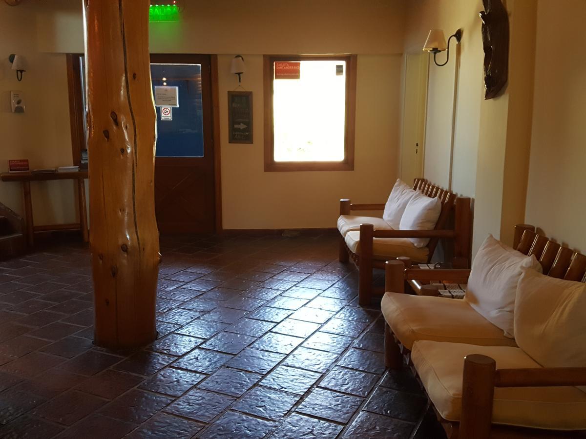 Hotel Kallfu 卡薇亚惠 外观 照片
